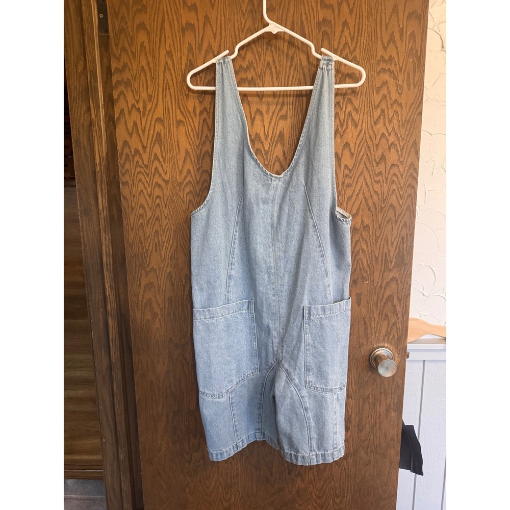 Sweetlkama Light Wash Denim Shortalls Overalls‎ Size Small NWT